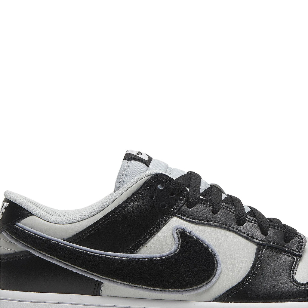 Nike Dunk Low 'Chenille Swoosh Black Grey' (2022)