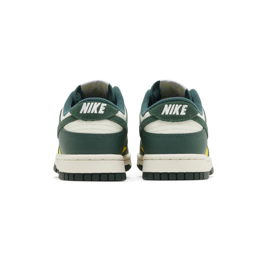 Nike Dunk Low SE 'Noble Green' Women's (2023)