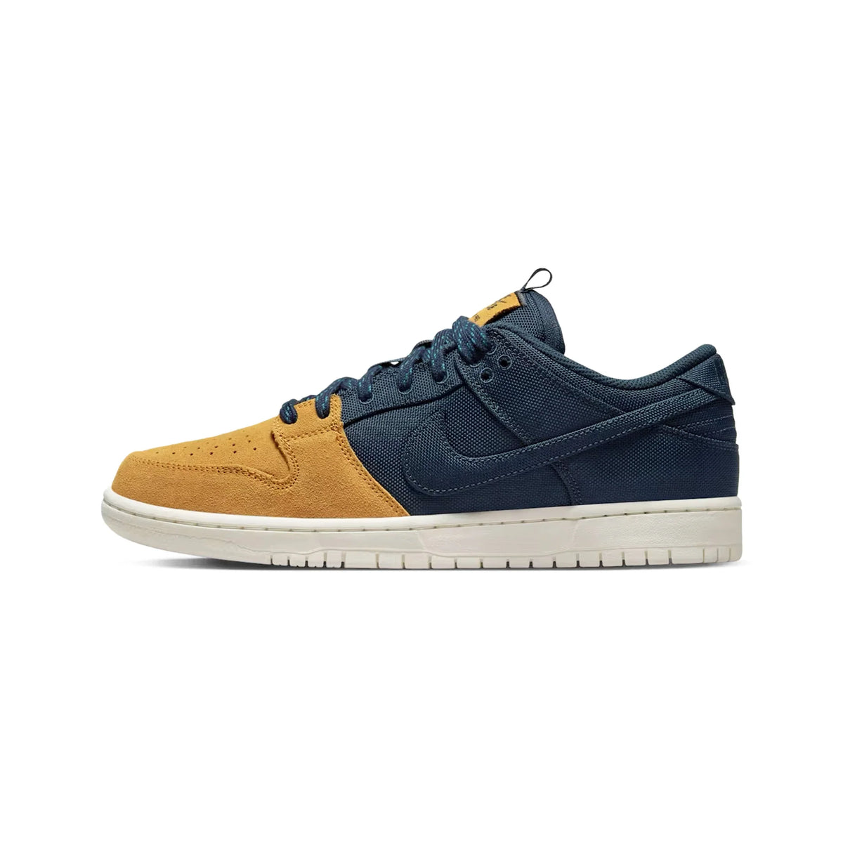 Nike SB Dunk Low Pro PRM '90s Backpack' (2023)