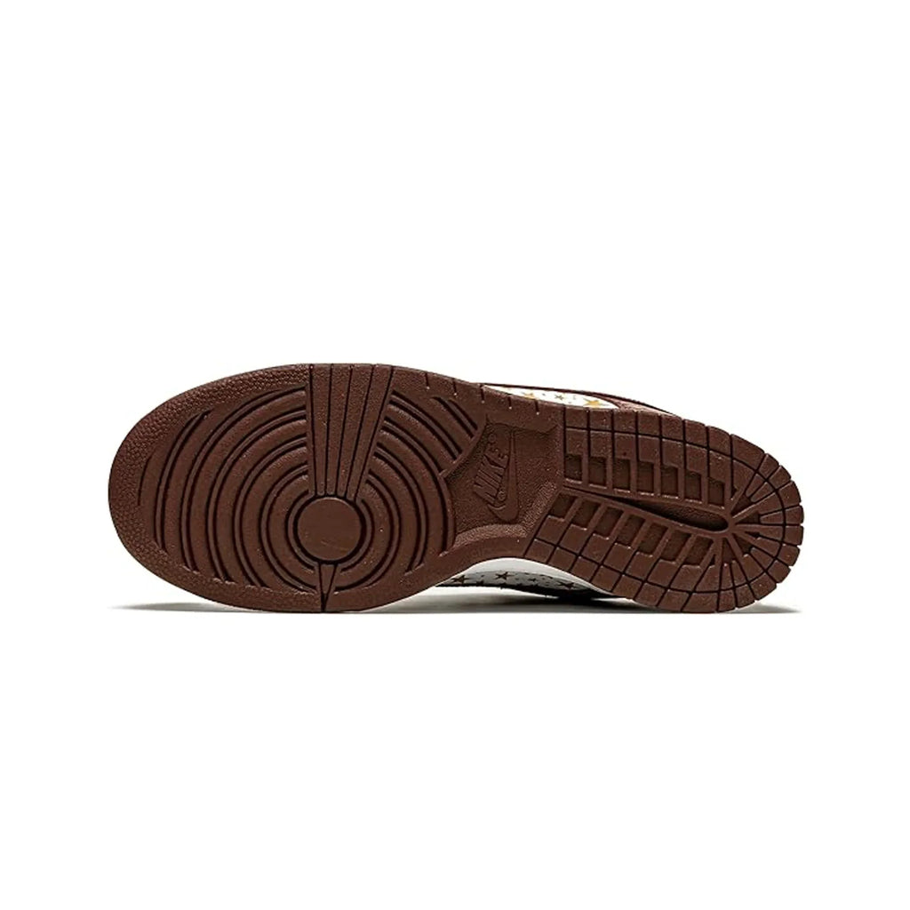 Nike SB Dunk Low 'Supreme Stars Barkroot Brown' (2021)