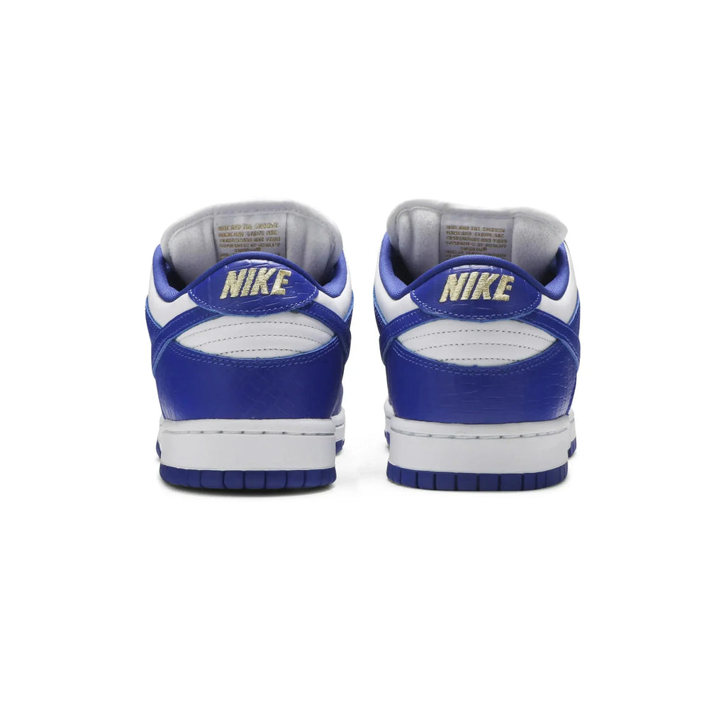 Nike SB Dunk Low 'Supreme Stars Hyper Royal' (2021)