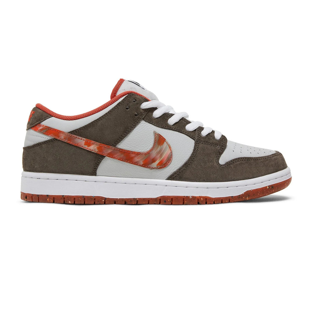 Nike SB Dunk Low 'Crushed D.C.' (2022)